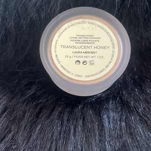Laura mercier setting powder